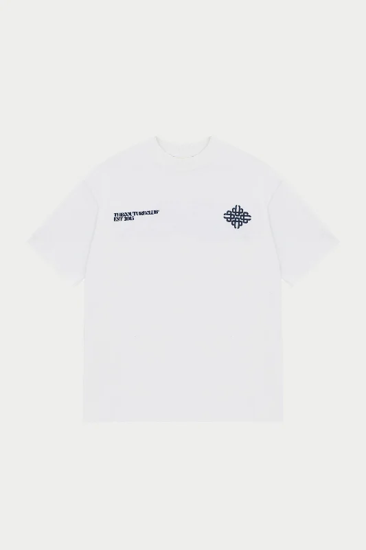 BLURRED GRAPHIC EMBLEM T-SHIRT - NAVY