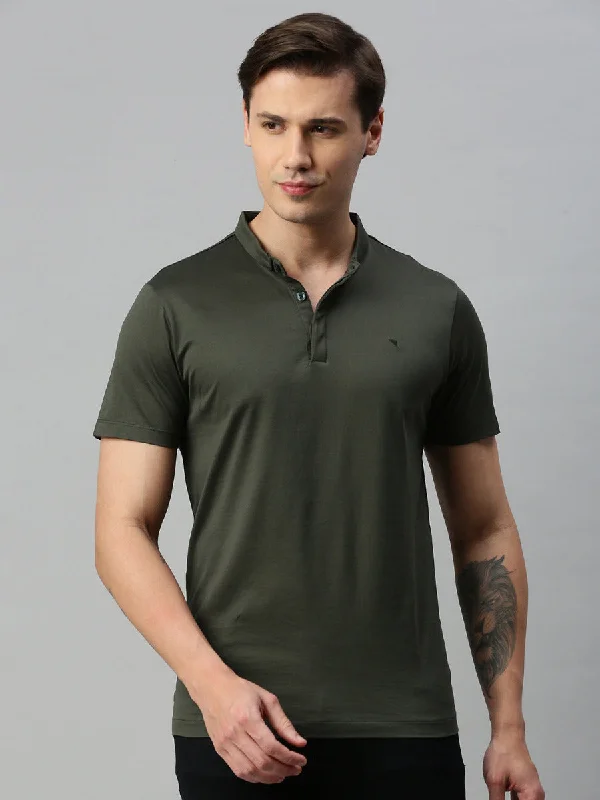 Men Green Smart Fit Mandarin Collar T-shirt MM3