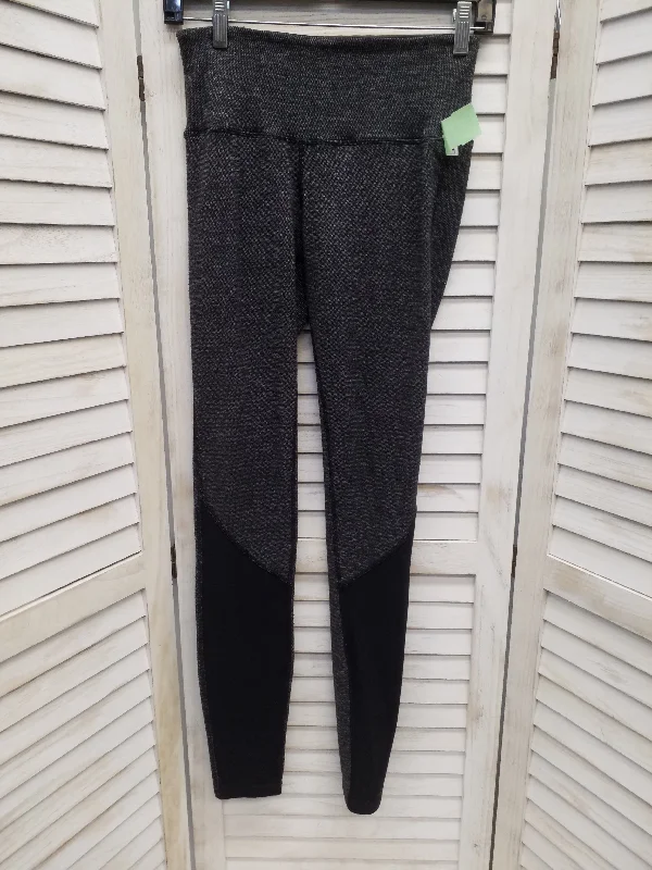 Athletic Leggings By Lululemon  Size: 4